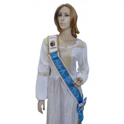 Banda rainha da beleza com escudo