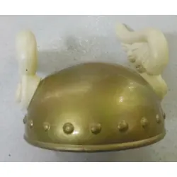 CASCO VIKINGA CON ALAS