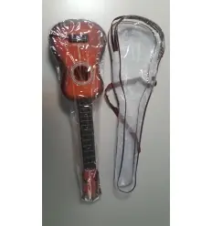 Violão fabricado em um plástico que imita à madeira 2