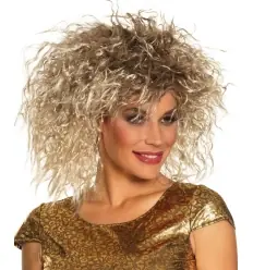 PELUCA CANTANTE POP